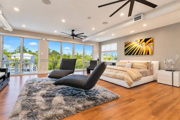 20 Center Ln, Key Largo, FL 33037