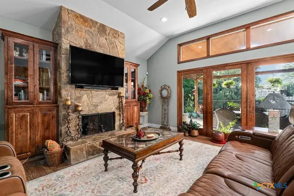 76 Guada Coma DR, New Braunfels, TX 78130