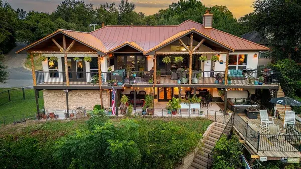 76 Guada Coma DR, New Braunfels, TX 78130
