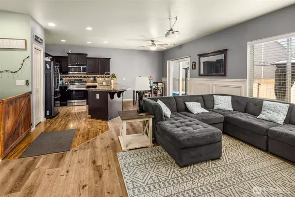 26831 196th AVE SE, Covington, WA 98042