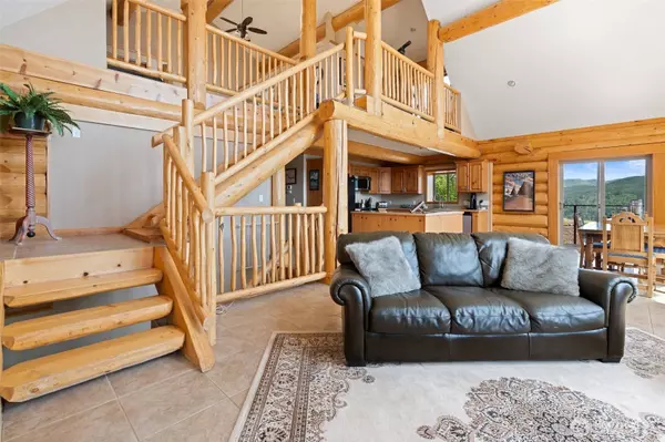 133 Outlook LN, Mossyrock, WA 98564