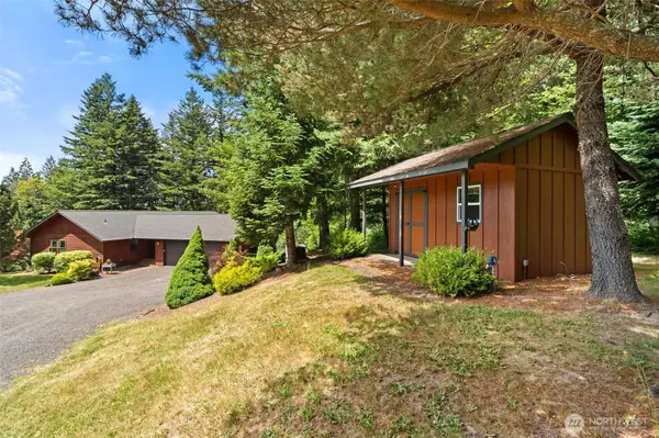 140 Sunset Ridge, Mossyrock, WA 98564