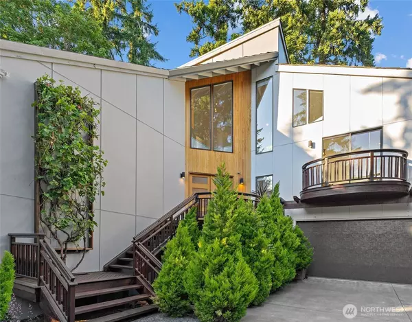 10058 SE 16th ST, Bellevue, WA 98004