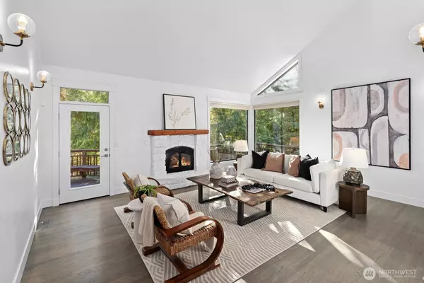 10058 SE 16th ST, Bellevue, WA 98004