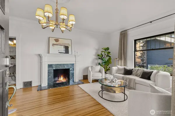 2553 5th AVE N, Seattle, WA 98109