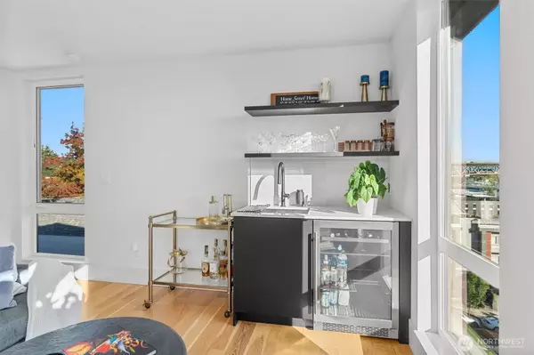 3959 1st AVE NE #A, Seattle, WA 98105