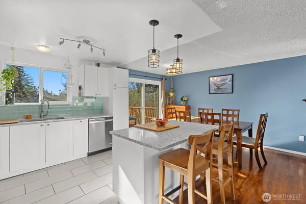 4604 224th PL SW, Mountlake Terrace, WA 98043