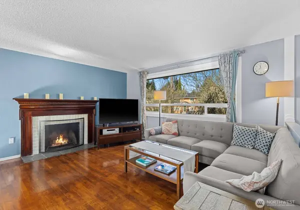 4604 224th PL SW, Mountlake Terrace, WA 98043