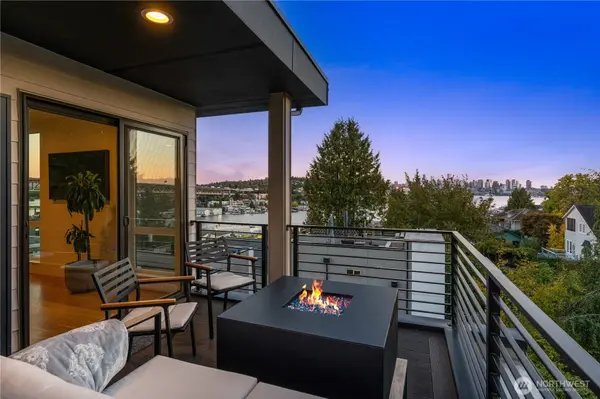 3959 1st AVE NE #A, Seattle, WA 98105