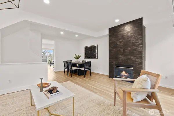 2680 139th AVE SE #44, Bellevue, WA 98005