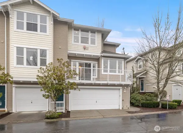 2680 139th AVE SE #44, Bellevue, WA 98005