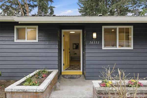 16111 NE 100th ST, Redmond, WA 98052