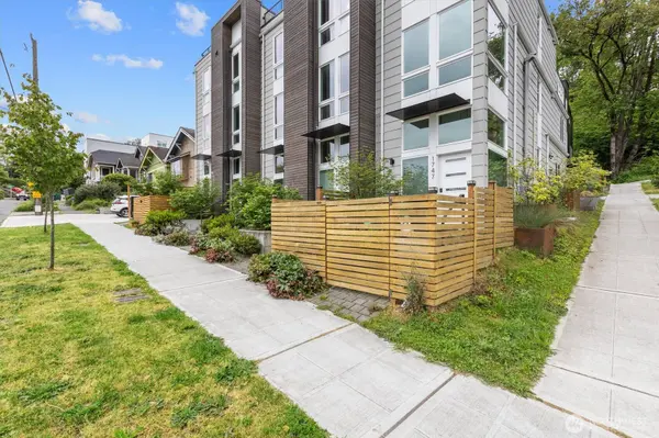 1755 17th AVE S, Seattle, WA 98144