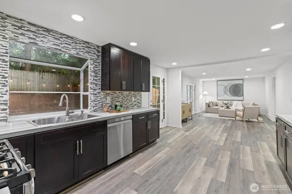 13912 127th PL NE, Kirkland, WA 98034