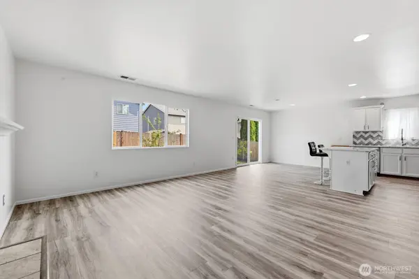11011 180th Avenue Ct E, Bonney Lake, WA 98391