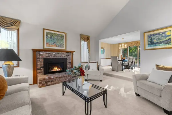 17315 102nd AVE NE, Bothell, WA 98011