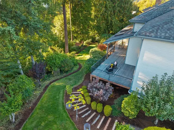 17315 102nd AVE NE, Bothell, WA 98011
