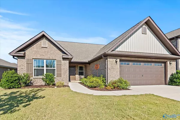 130 Edgestone Drive, Harvest, AL 35749