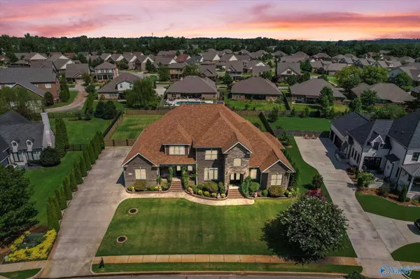 6 Lake Forest Blvd SW, Huntsville, AL 35824