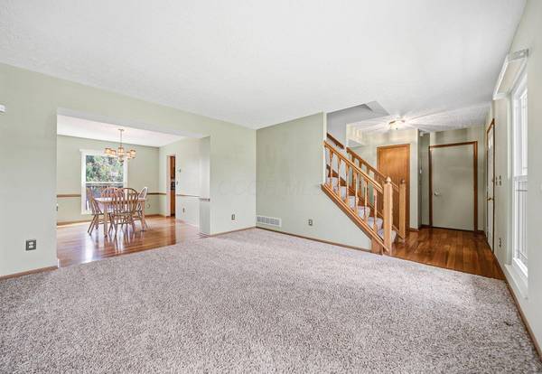 1434 River Trail Drive, Grove City, OH 43123