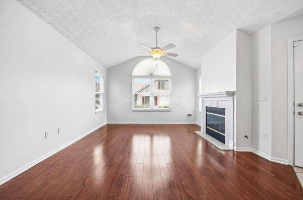 2619 Landings Way #30, Grove City, OH 43123