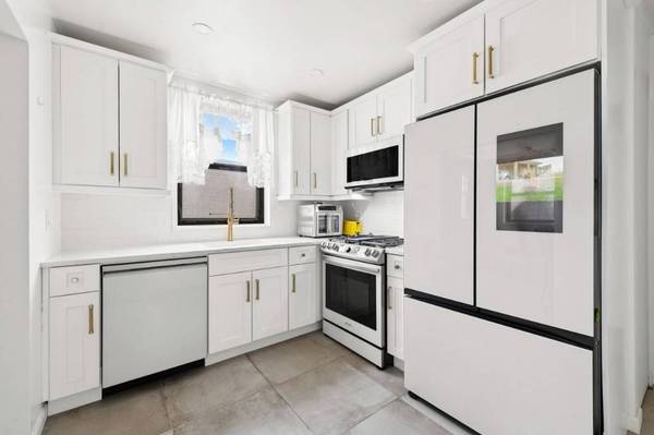 1165 E 54th Street #3E, Brooklyn, NY 11234