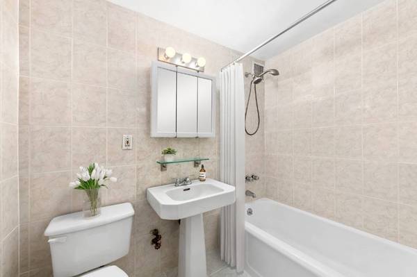 201 Clinton Avenue #7h, Brooklyn, NY 11205