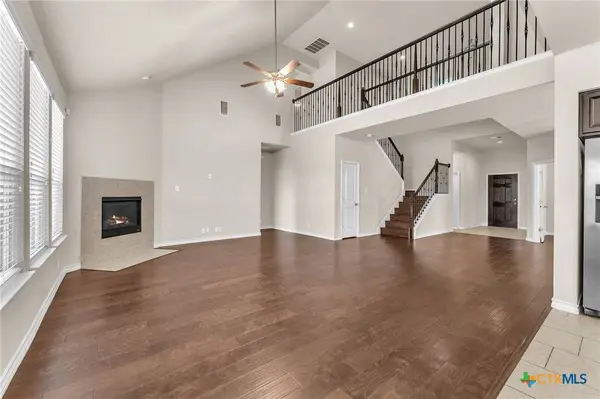 2746 Sueno PT, San Antonio, TX 78245