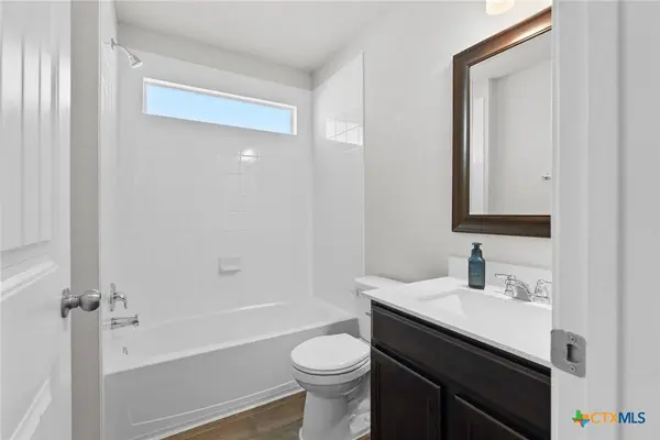 124 Harlan DR, Hutto, TX 78634