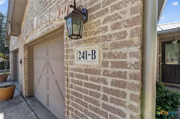 241 Anne Louise DR #A&B, New Braunfels, TX 78130