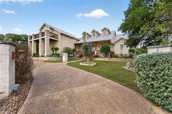 123 Grosbeak DR, Spring Branch, TX 78070