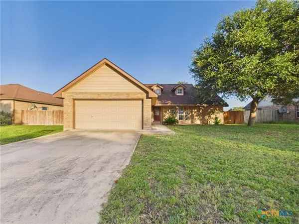 1125 Iris Crescent
