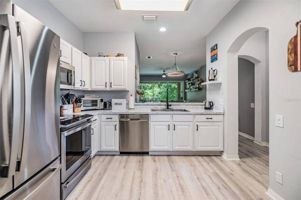 3621 COUNTRY POINTE PL, Palm Harbor, FL 34684