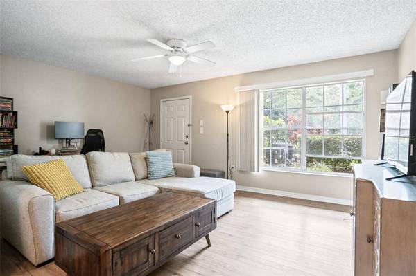 2690 CORAL LANDINGS BLVD #112, Palm Harbor, FL 34684