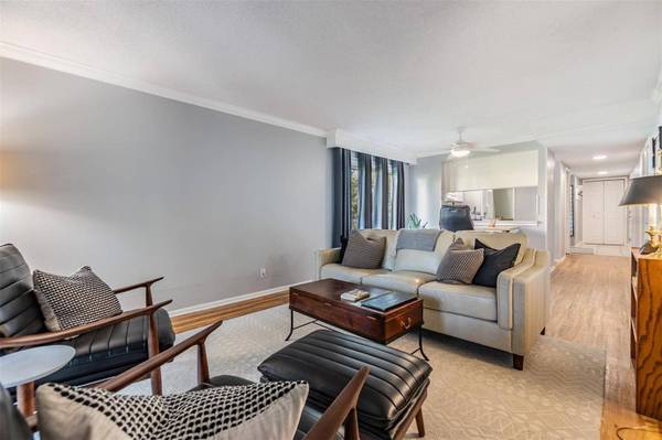 4917 PURITAN CIR #105, Tampa, FL 33617