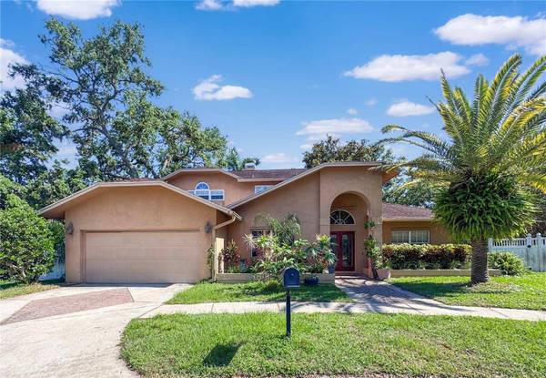 3013 CREST DR, Clearwater, FL 33759