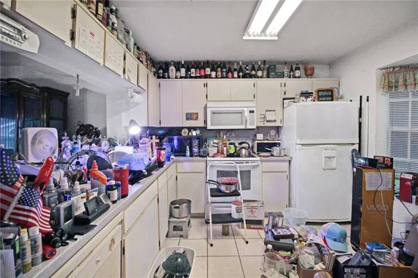 2377 HOUNDS TRL, Palm Harbor, FL 34683