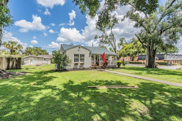 901 & 903 CORNELIUS AVE, Tampa, FL 33603