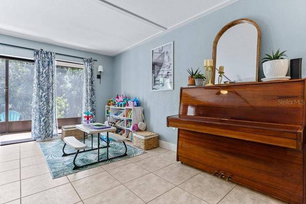 100 INGRID PL, Oldsmar, FL 34677