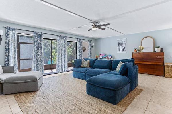 100 INGRID PL, Oldsmar, FL 34677