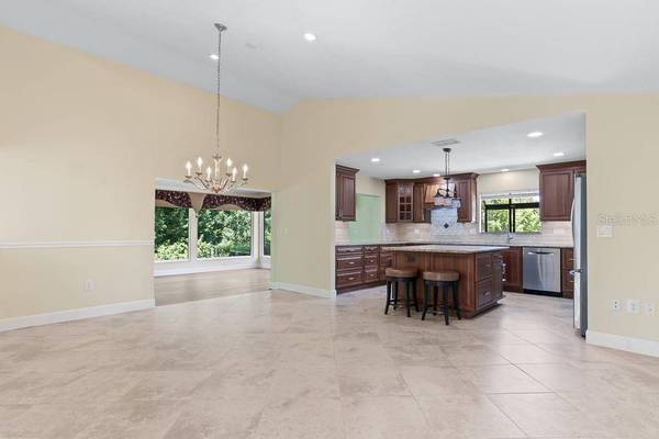 2639 ROYAL LIVERPOOL DR, Tarpon Springs, FL 34688