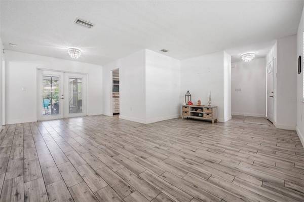 2331 ROBYN CT, Dunedin, FL 34698