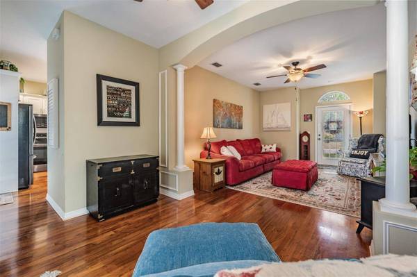 1640 NEBRASKA AVE, Palm Harbor, FL 34683