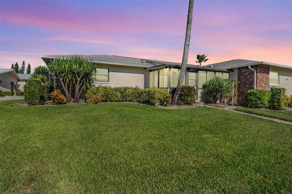 2735 SHERBROOKE LN #A, Palm Harbor, FL 34684