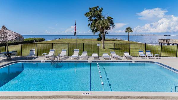 501 WINDRUSH BAY DR #114, Tarpon Springs, FL 34689
