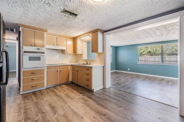 5301 DAWN LN, Holiday, FL 34690