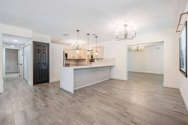 11715 59TH WAY N, Pinellas Park, FL 33782