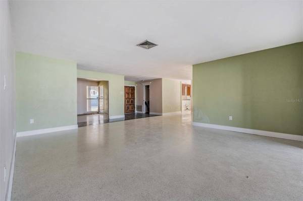 1854 DOLPHIN BLVD S, St Petersburg, FL 33707