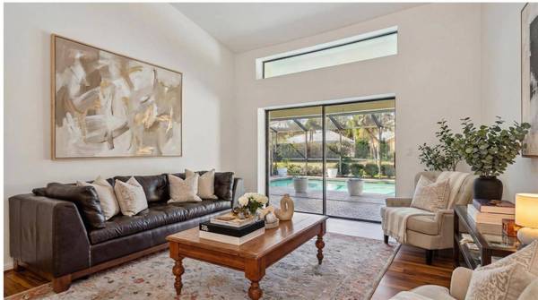 2194 PINNACLE CIR N, Palm Harbor, FL 34684