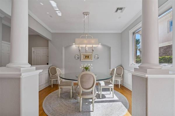 610 SAXONY BLVD, St Petersburg, FL 33716